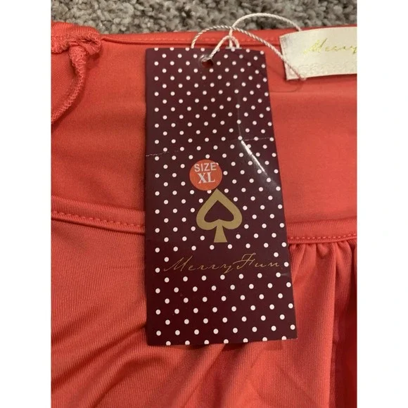 Women's XL Short Sleeve Blouse Red *NWT* - Picture 3 of 4